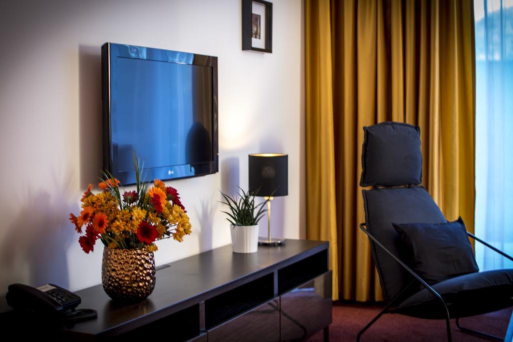 Apartmanovy Dum Landek Острава Екстер'єр фото
